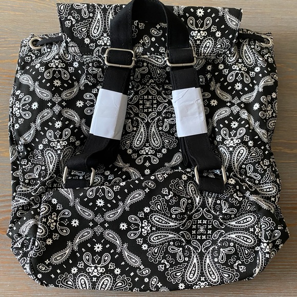 Used small VS backpack. - Picture 2 of 3